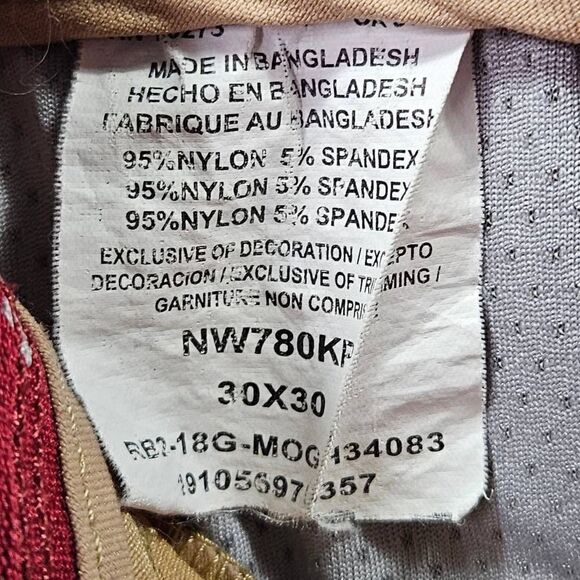 Wrangler Outdoor Series Cargo Pants Mens Size 30x30 Khaki Nylon Hiking Tan - Picture 10 of 12